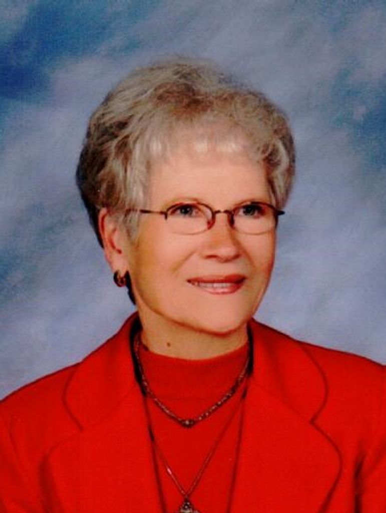 Elaine Caroline (Becker)  Heeg Profile Photo