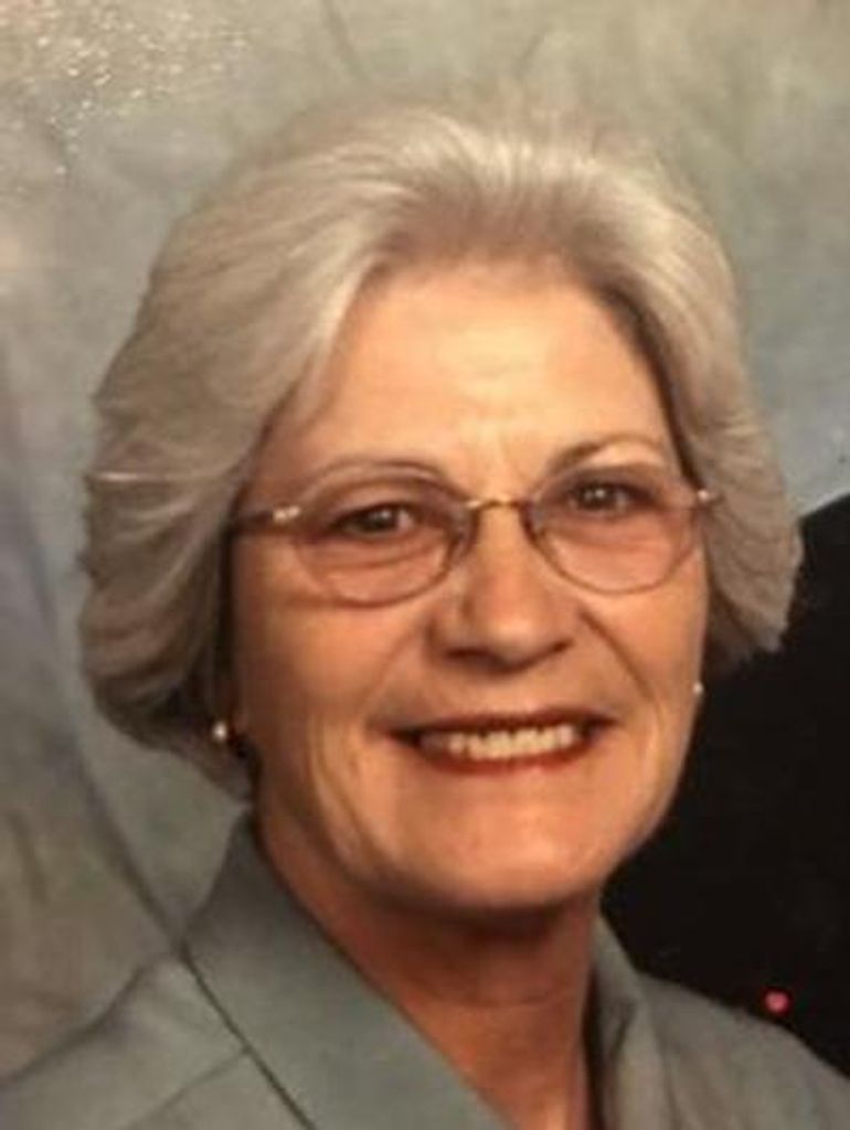 Linda Simpson Profile Photo
