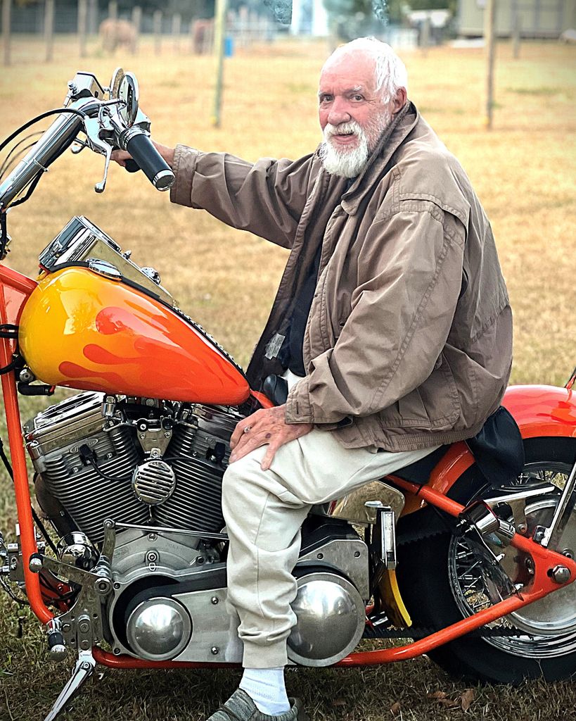 Thomas L. Hendrickson Profile Photo