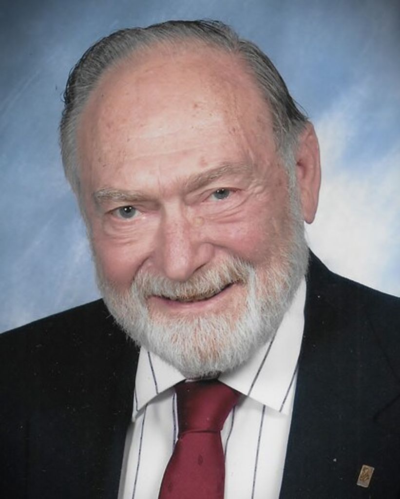 Hugh Ellsworth Maddox Profile Photo