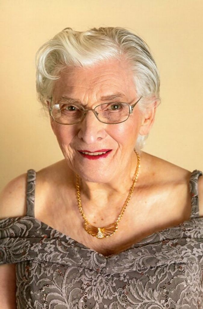 Mary (Winkelman) Reiland