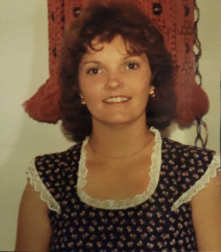 Mary Jo (Barva)  Warren Profile Photo