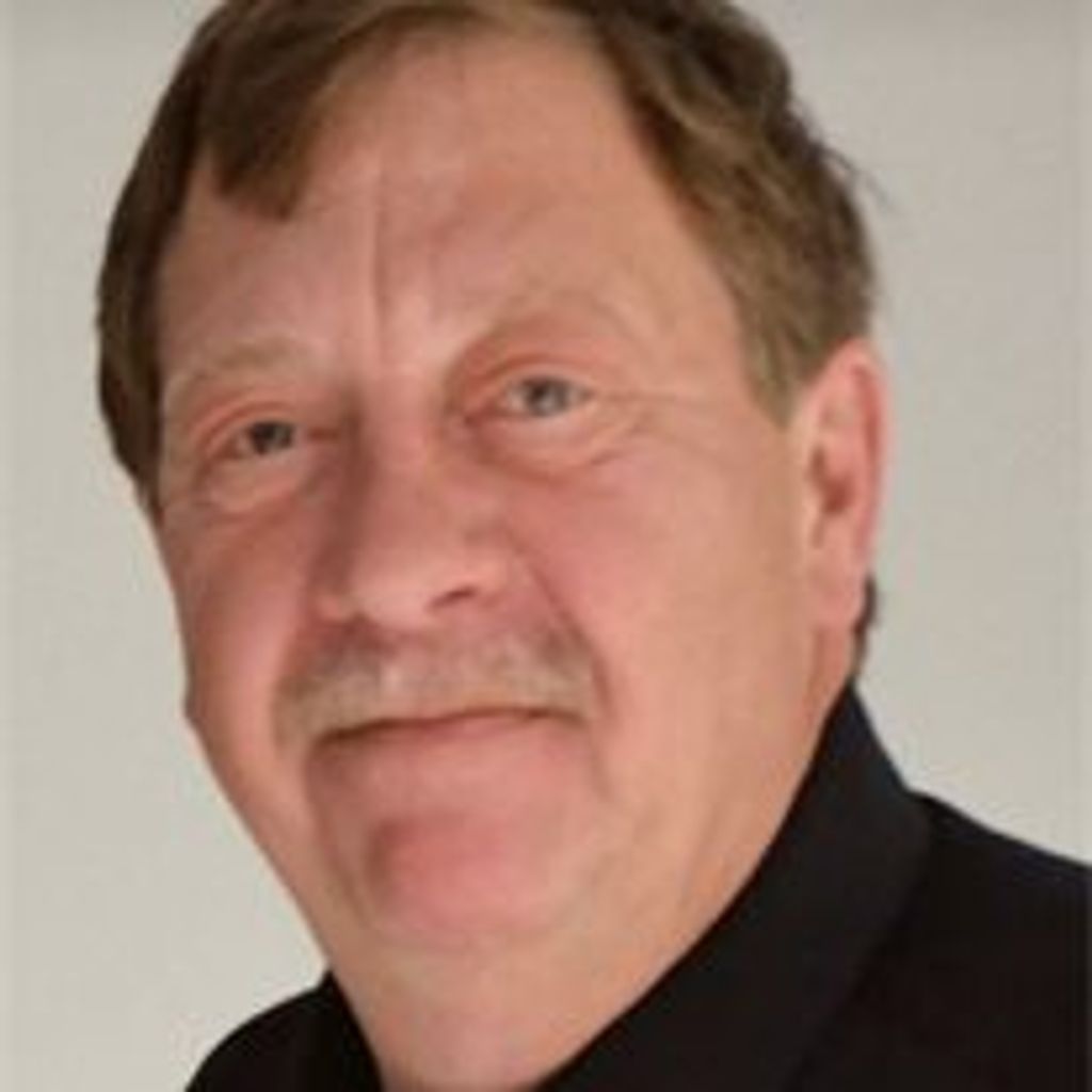 Kelly R. Reynolds