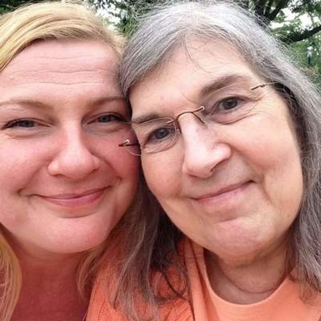 Julie Trainor Profile Photo