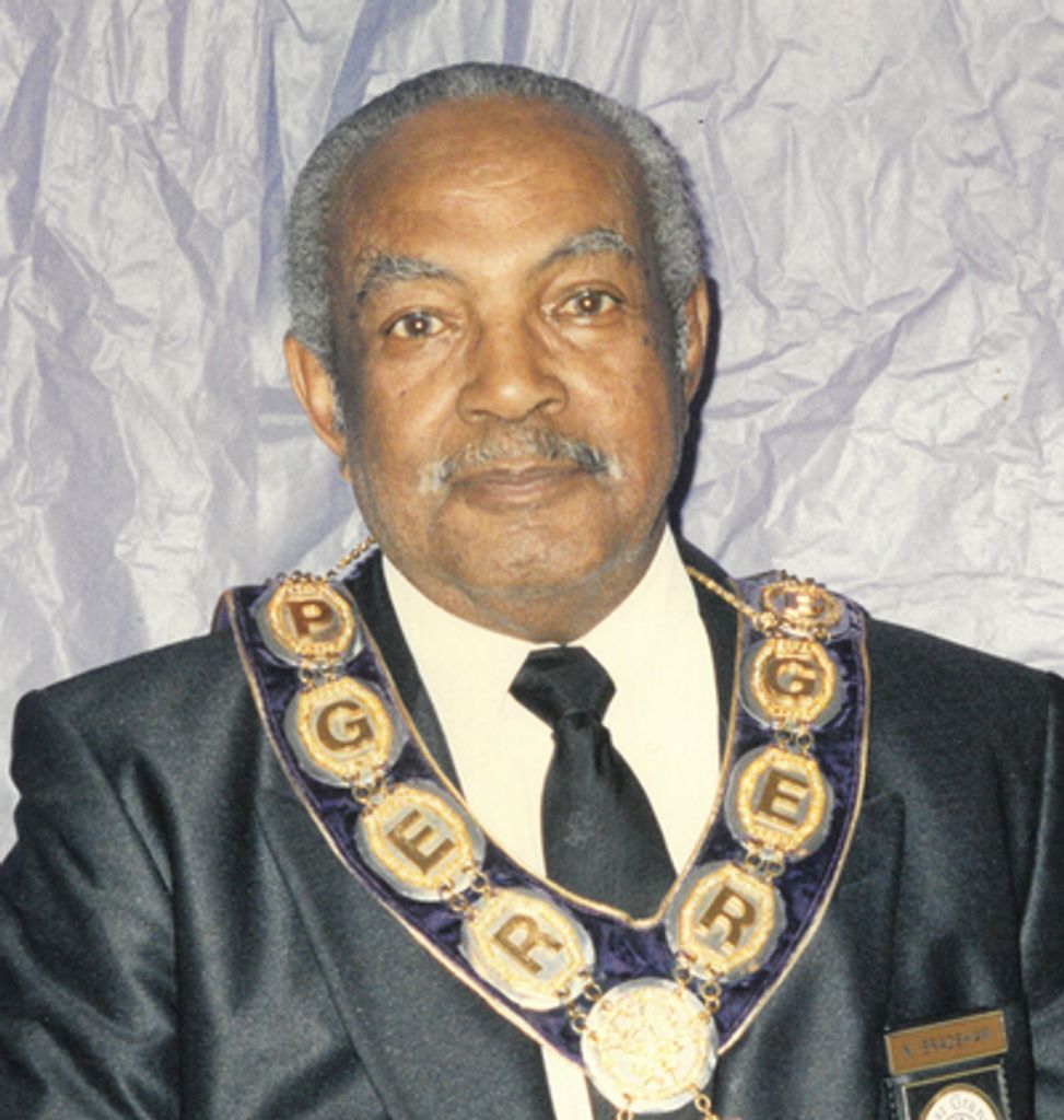 Nathaniel Bradshaw Profile Photo