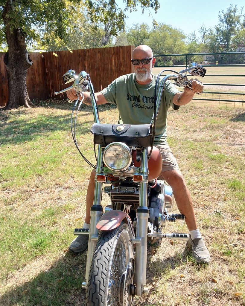 Stephen Combs Profile Photo