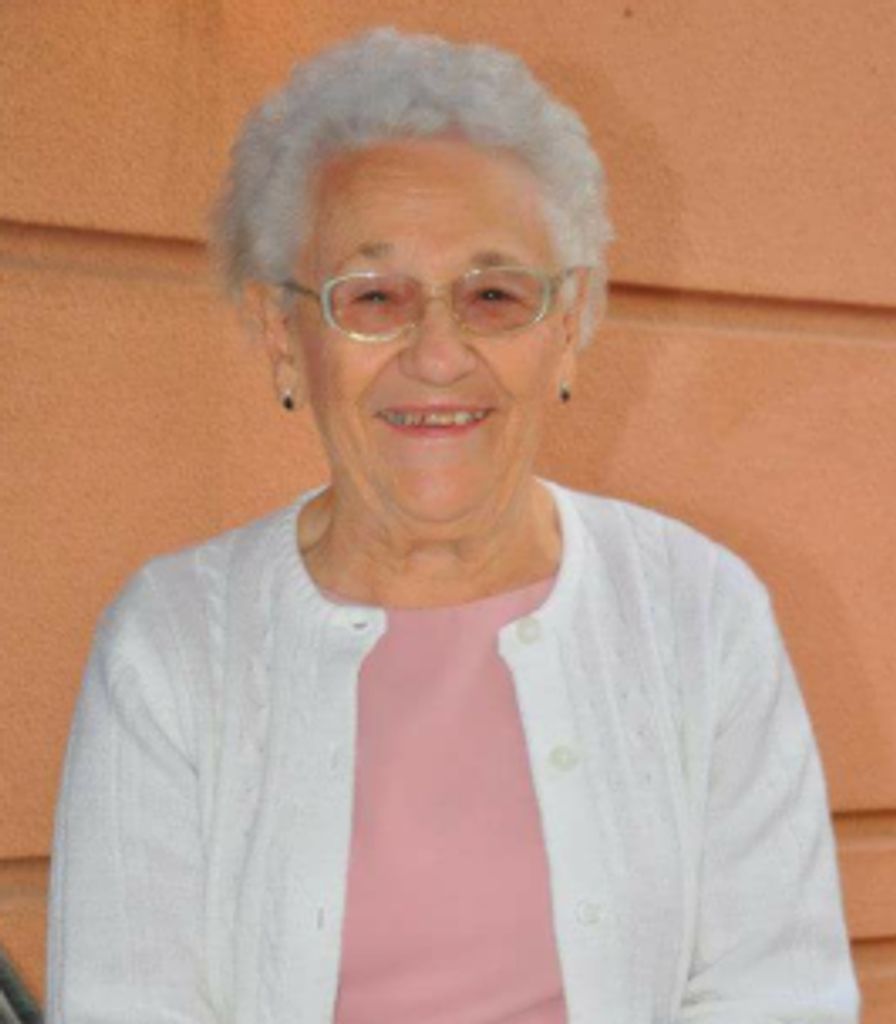 Vivian Costine
