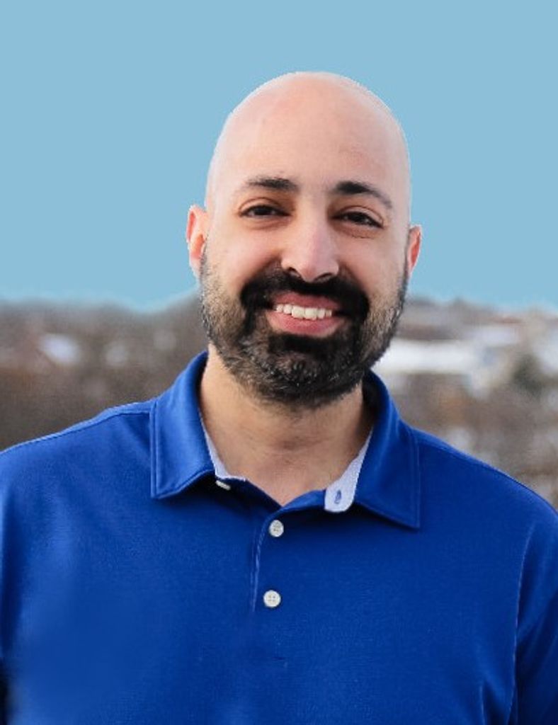 Aaron Michael Lucrezio Profile Photo