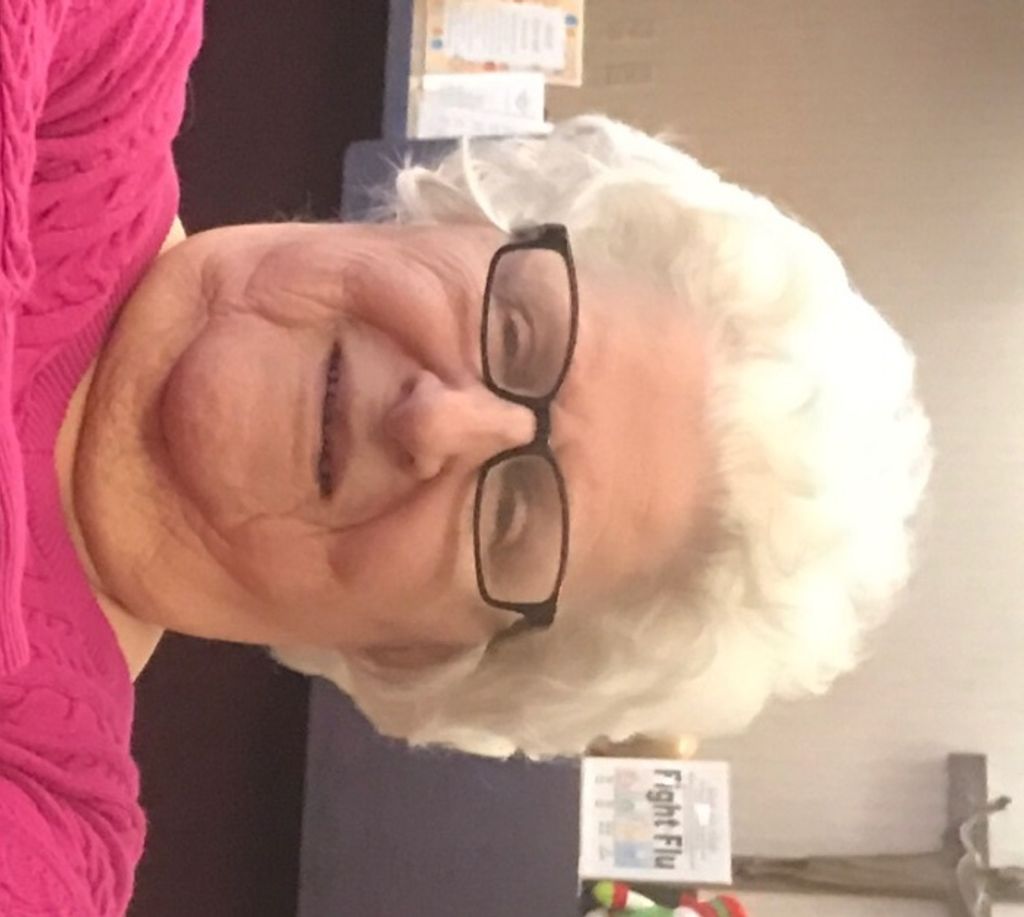 Julia Kelades Profile Photo