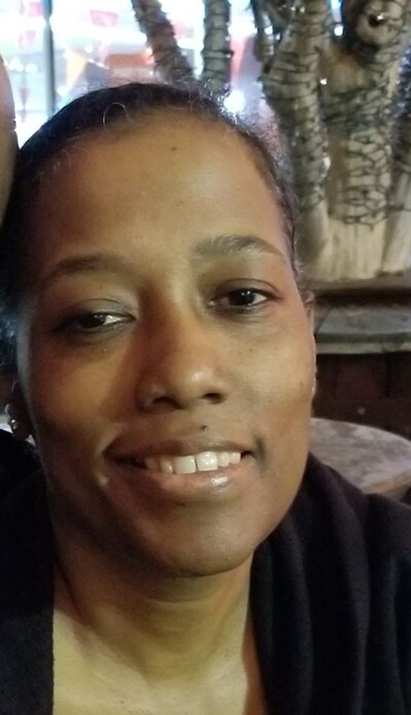 Jocelyn Jones Profile Photo