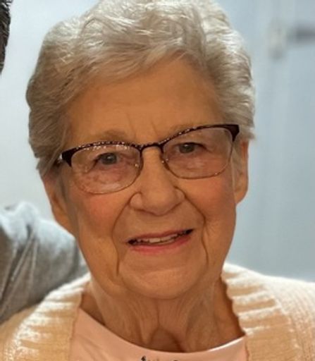 Elizabeth Calise Profile Photo