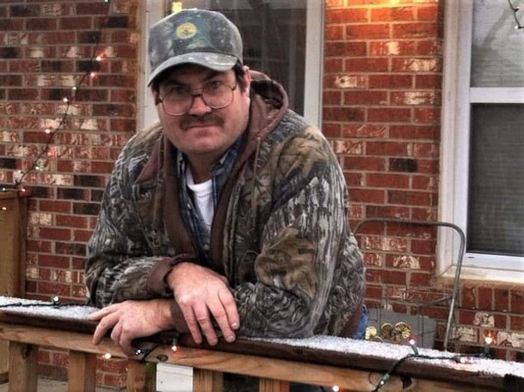 Carl Ray Heverns Profile Photo