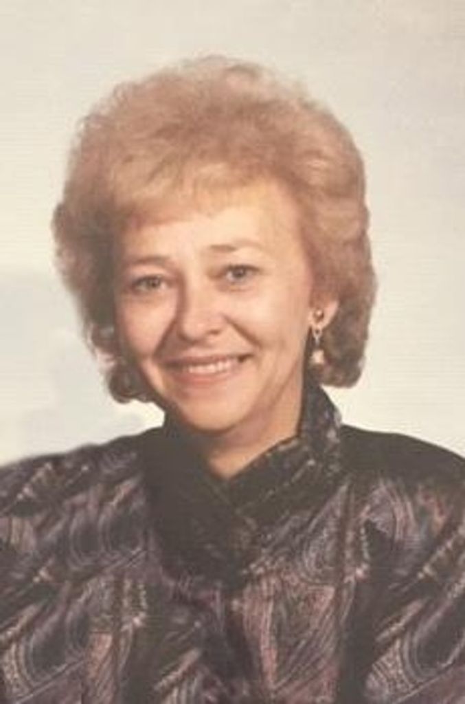 Lois Cline Profile Photo