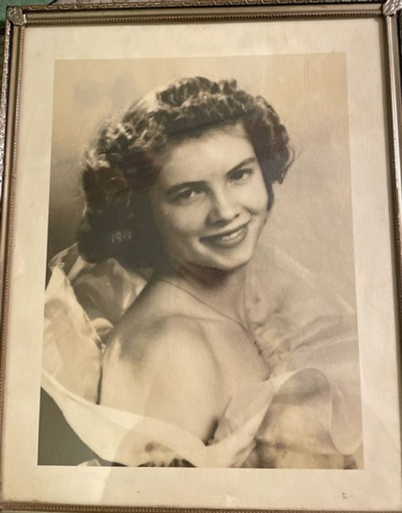 Elizabeth Theresa Ross