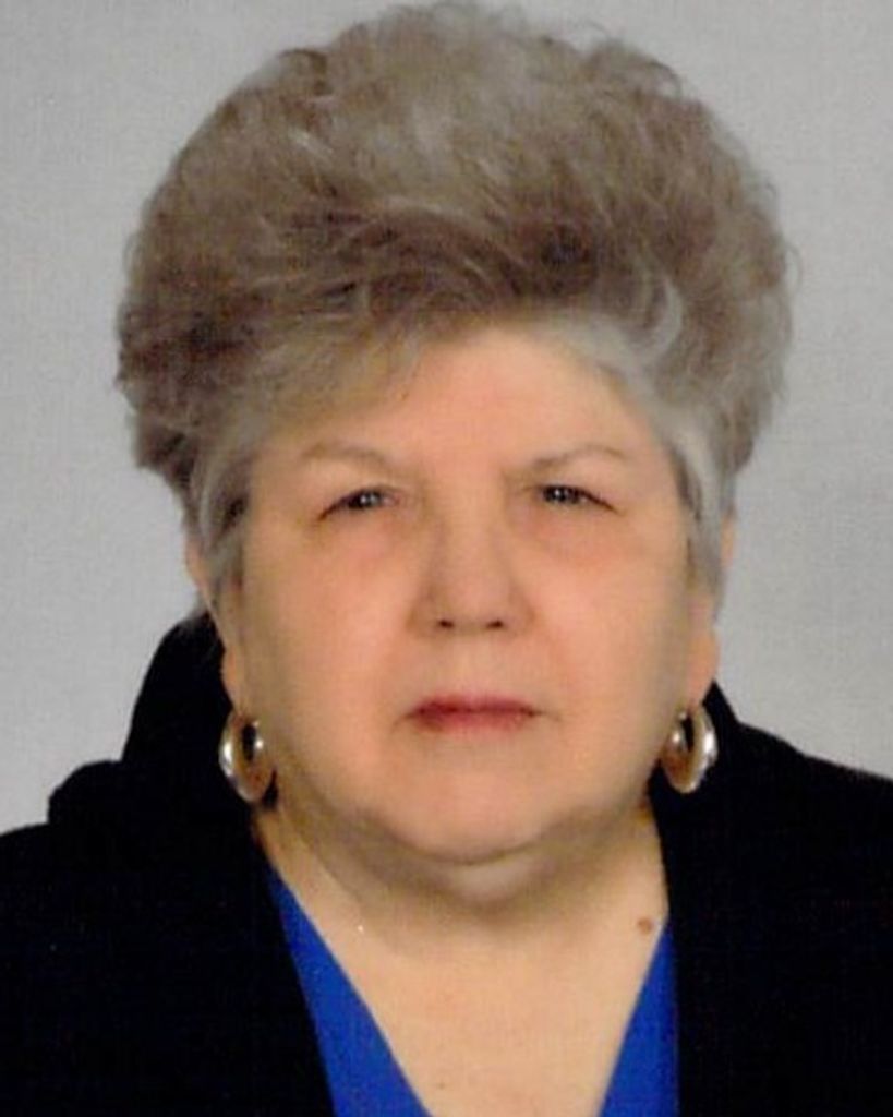 Gretchen Budemer Long Profile Photo