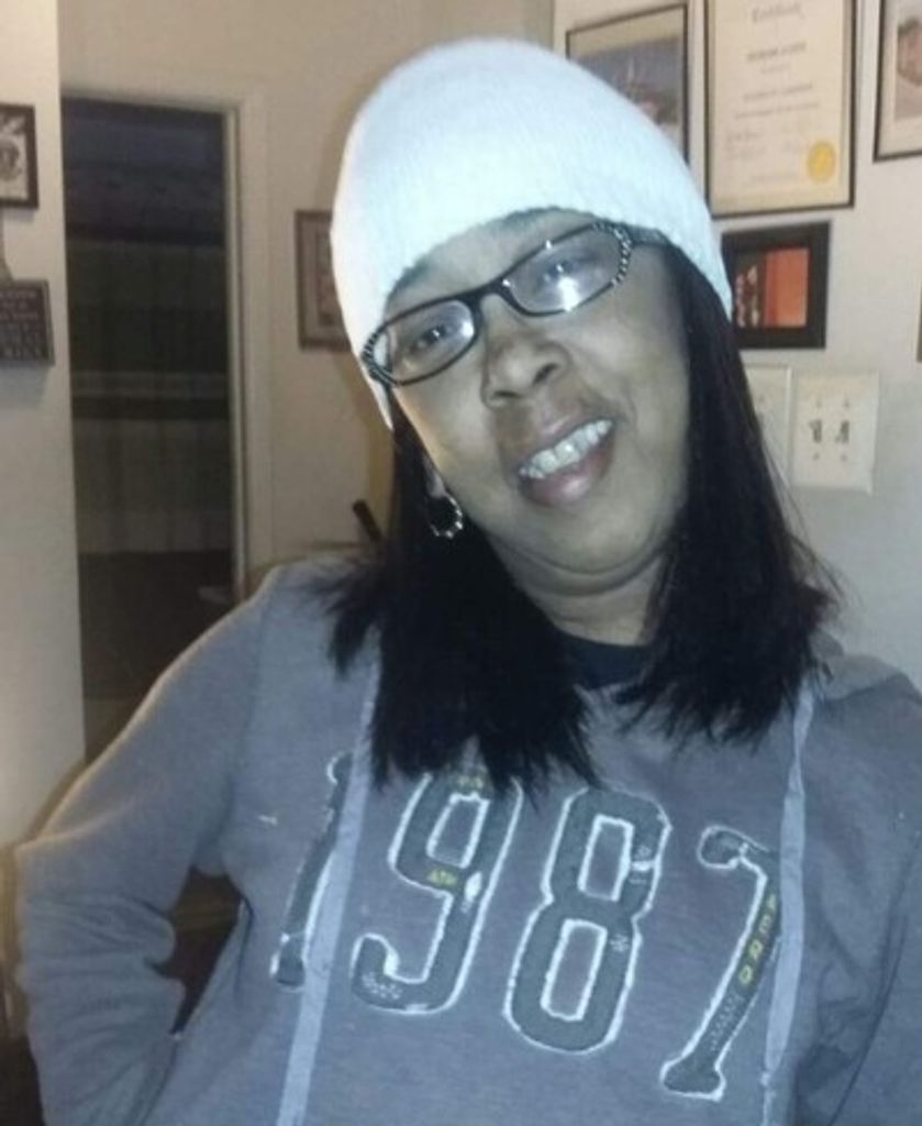 Yasmen R. Oliver Profile Photo