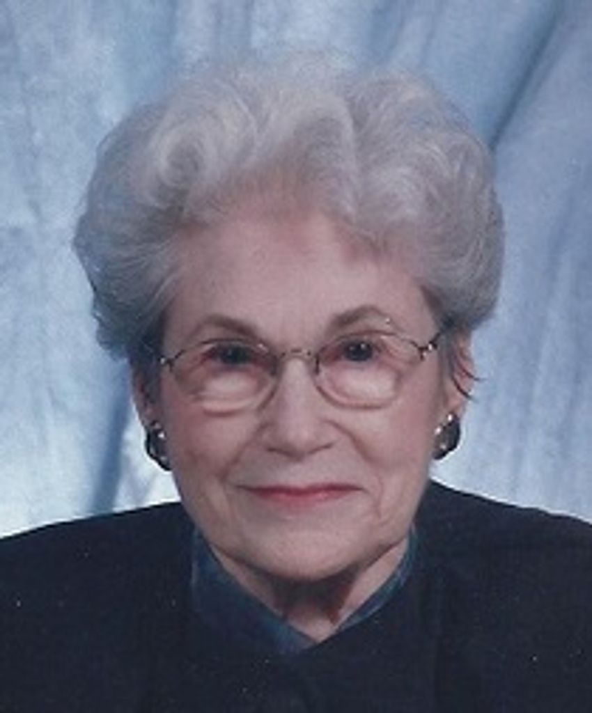 Helen M. (Suciu)  Treff