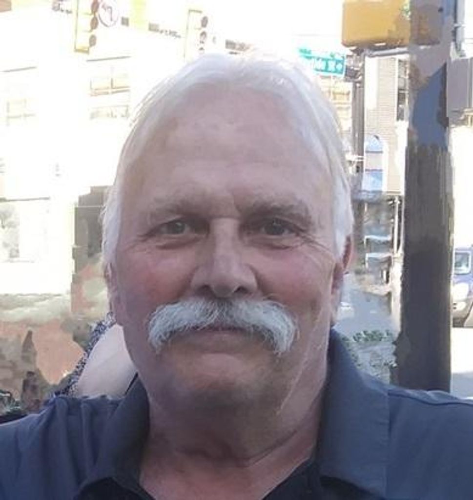 Gary J Diesing Profile Photo