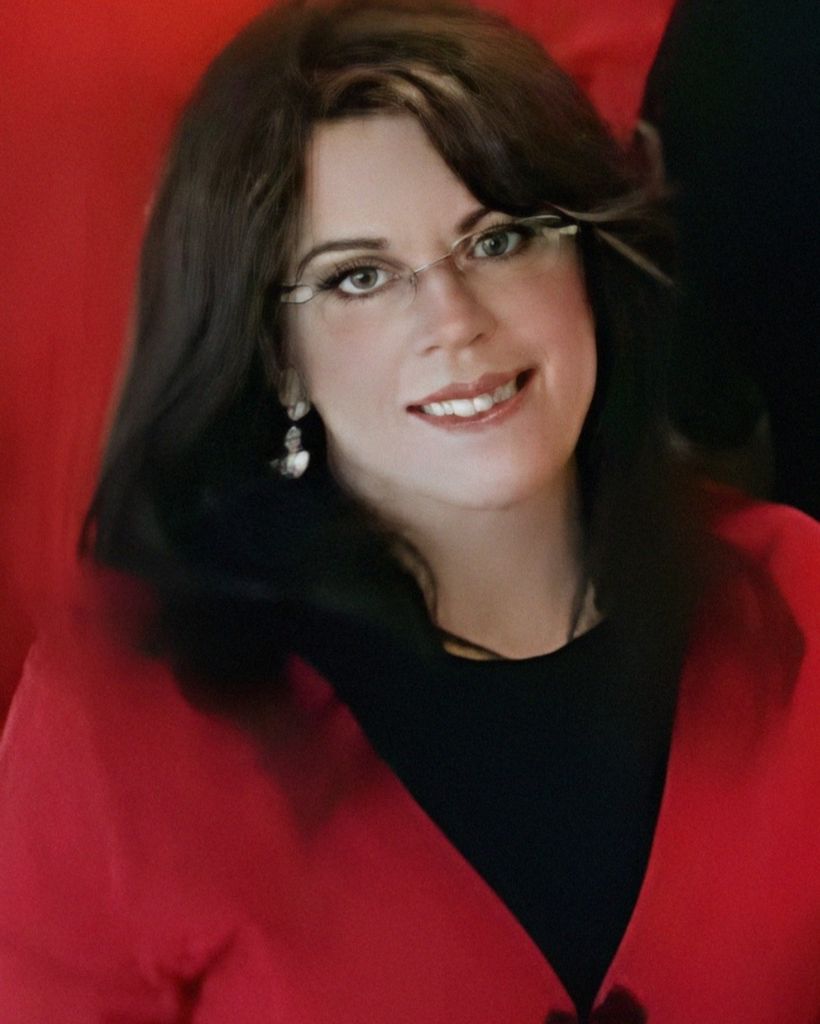 Marianne "Mari" Sharp