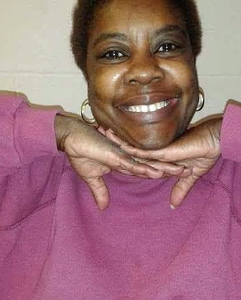 Benneye Elaine Gooden-Young Profile Photo