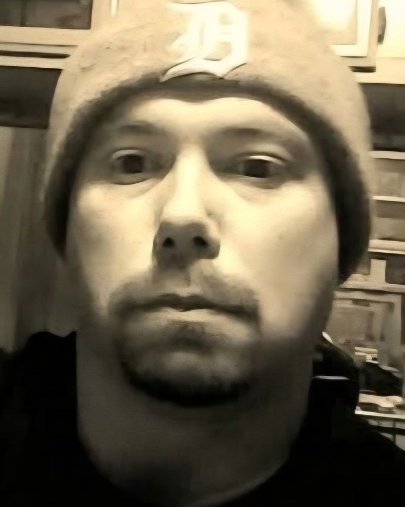 Paul Lee Hendricks Profile Photo