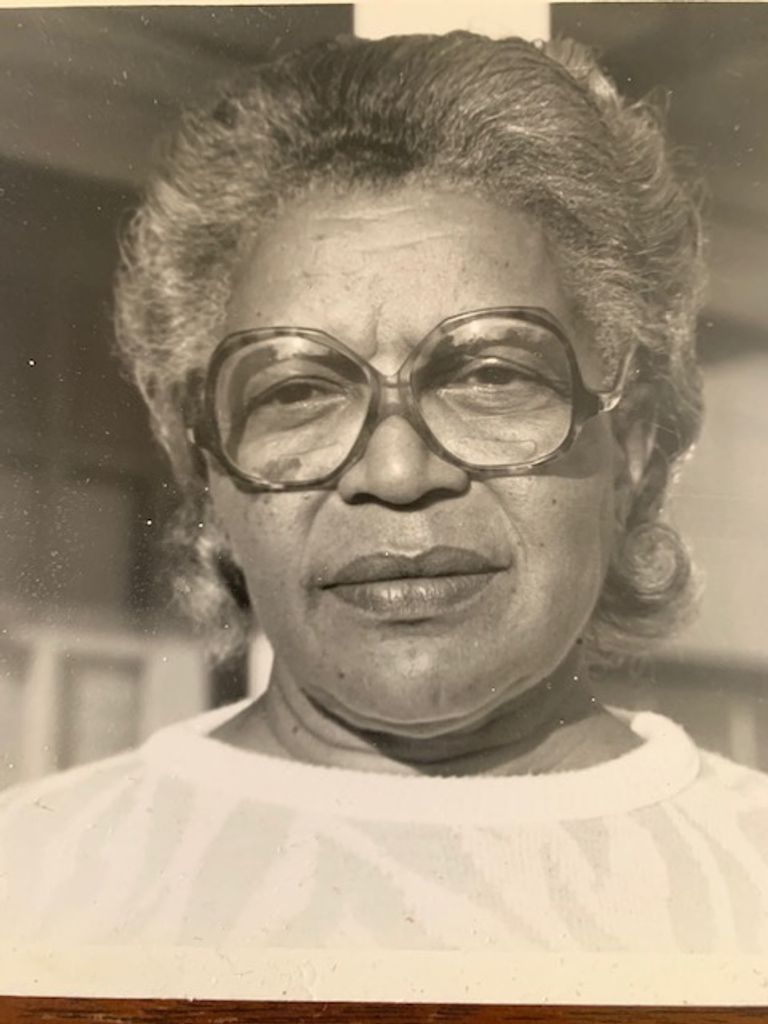 Mrs. Louise Askew Profile Photo