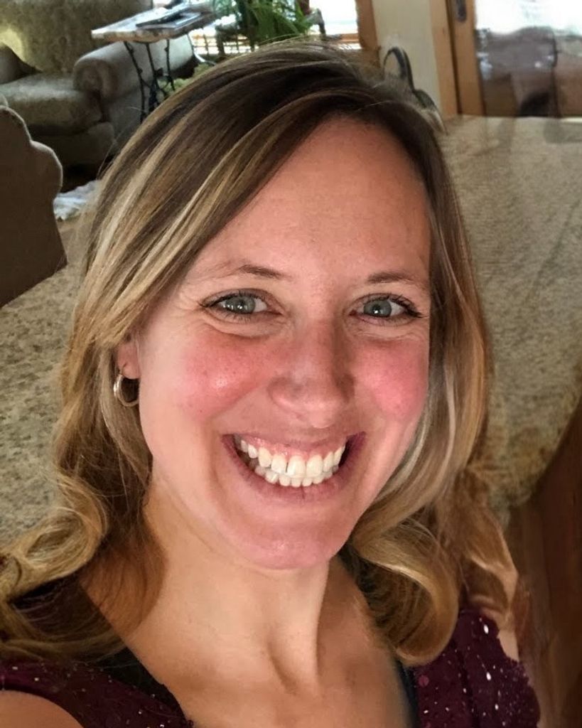 Leslie D'Amico Brown