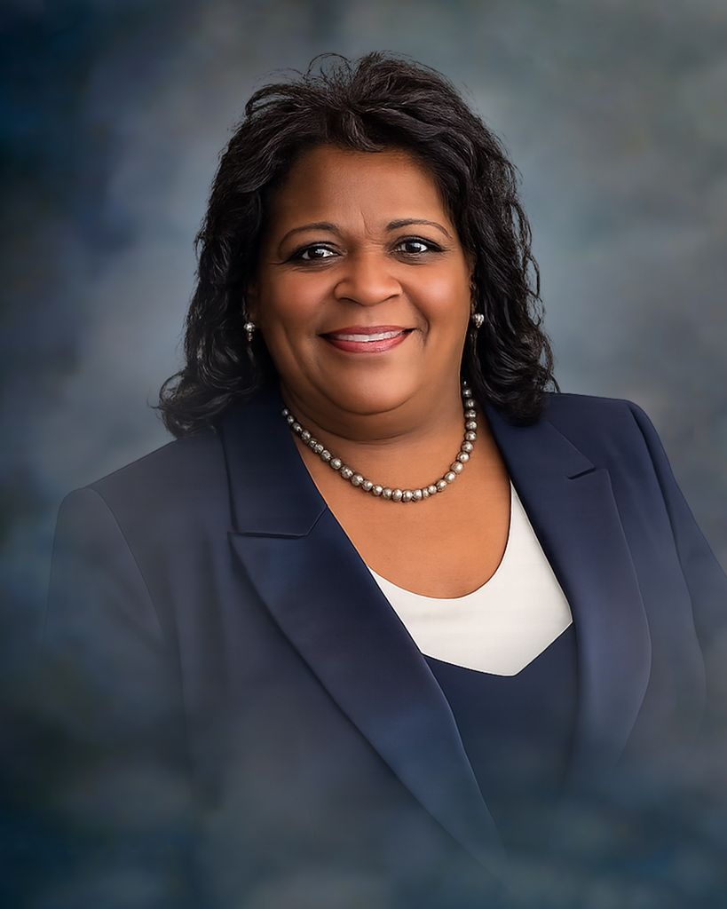 Veronica Leigh McRae Profile Photo