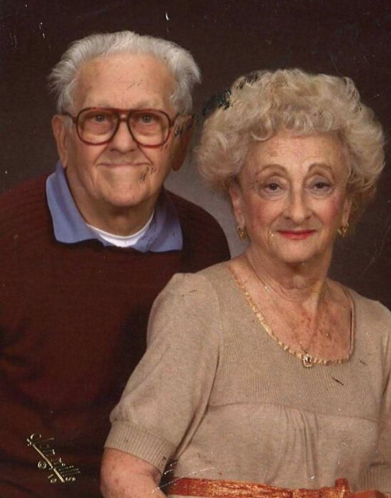 Betty-Lee Margaret (Easton)  Booker