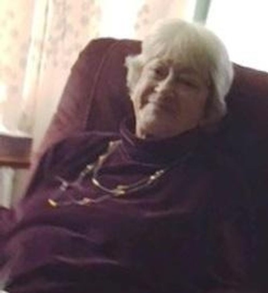 Carolyn Freda Veinott