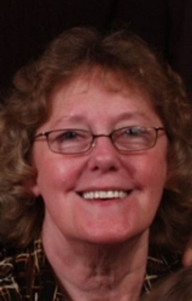 Linda (Hollingsworth)  Kemple