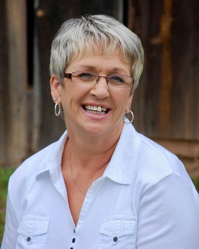 Debra Simmons Profile Photo