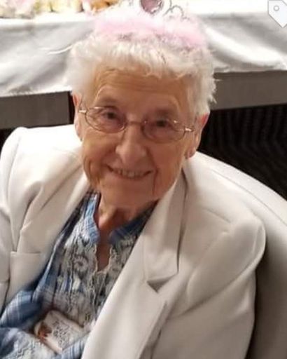 Evolyn Terpening's obituary image