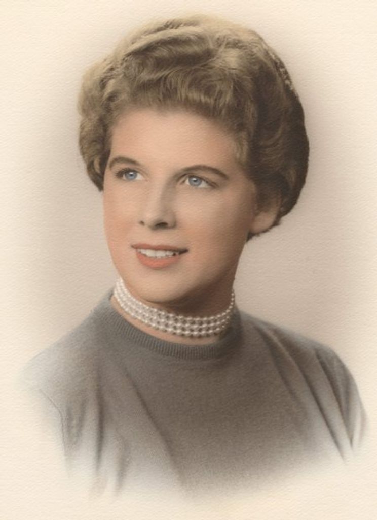 Maxine Cunningham)