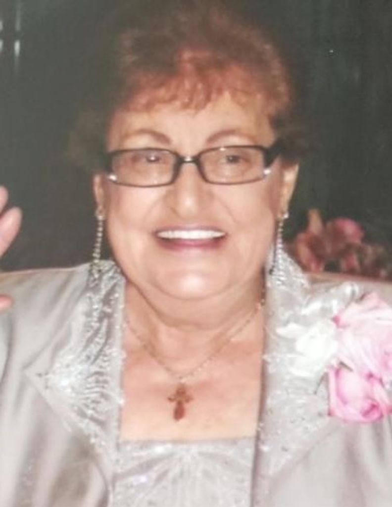 Lila Eouse Profile Photo