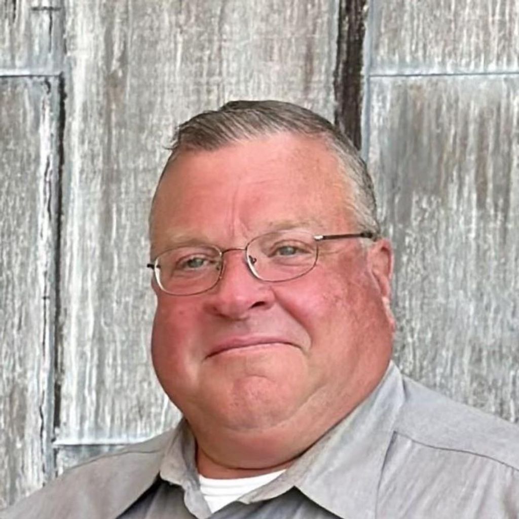 Robert W Wilbur Jr