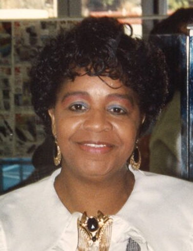 Lynda Juanita Turner Green