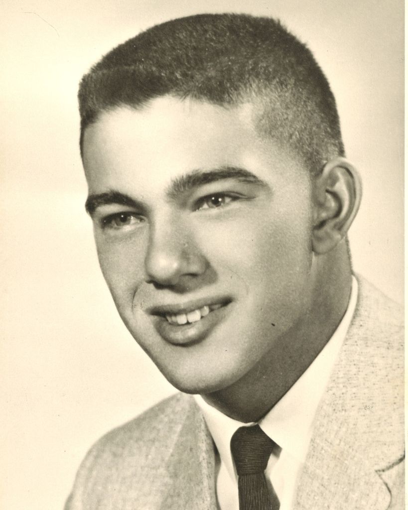 Robert "Bob” Graves