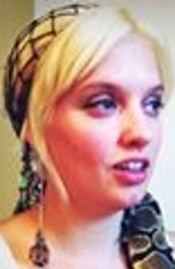 Angela Wood Profile Photo