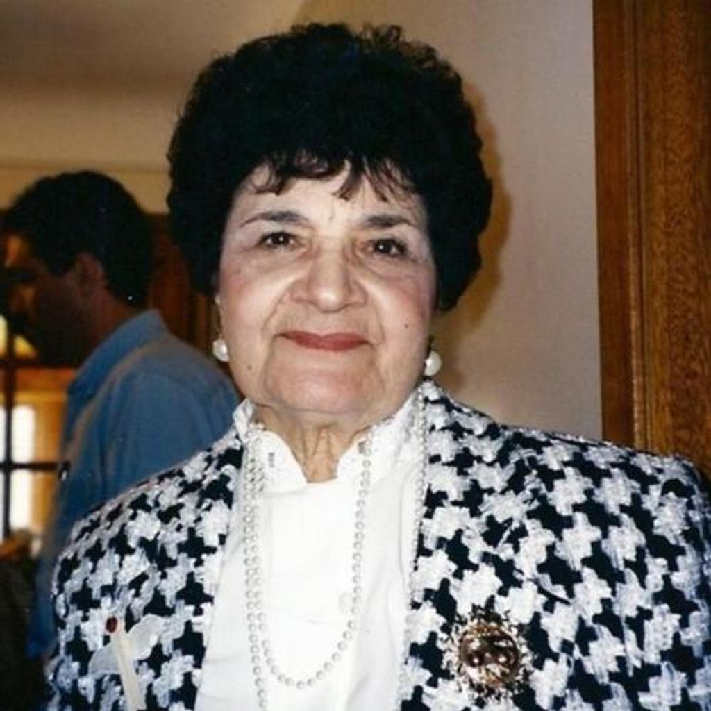 Ann Simonds Profile Photo