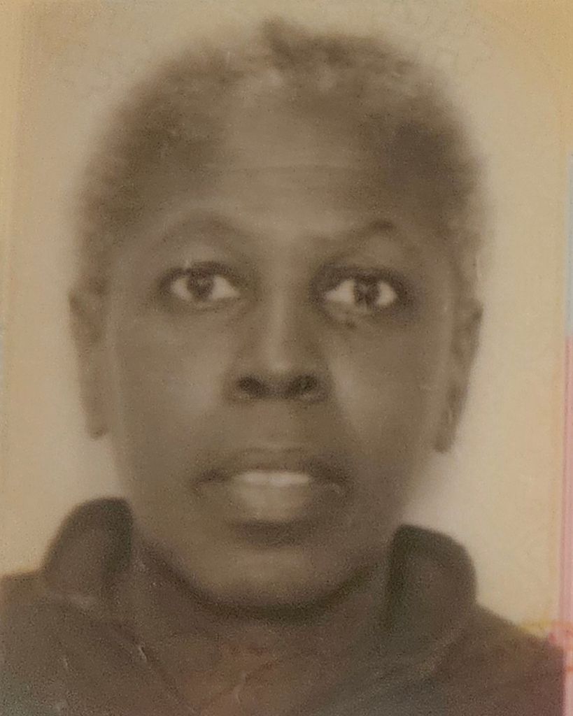Angela Makins