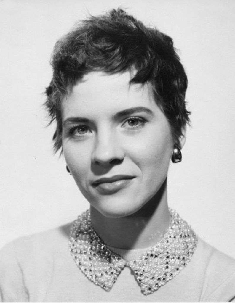 Leona M. Youngfleisch
