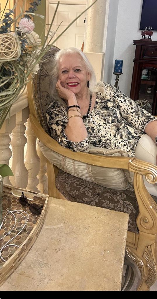 Alicia Regalado Profile Photo