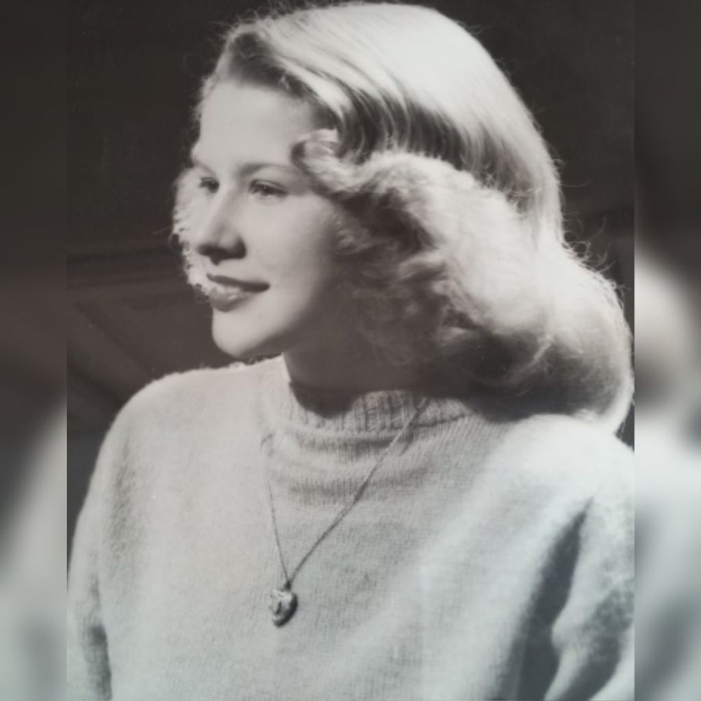 Dorothy J. Pastalenic