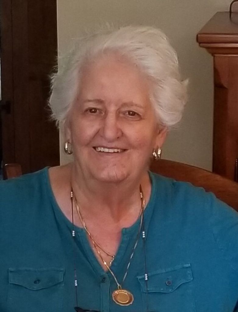 Angelina "Angie" (Merendino)  Papatonis Profile Photo