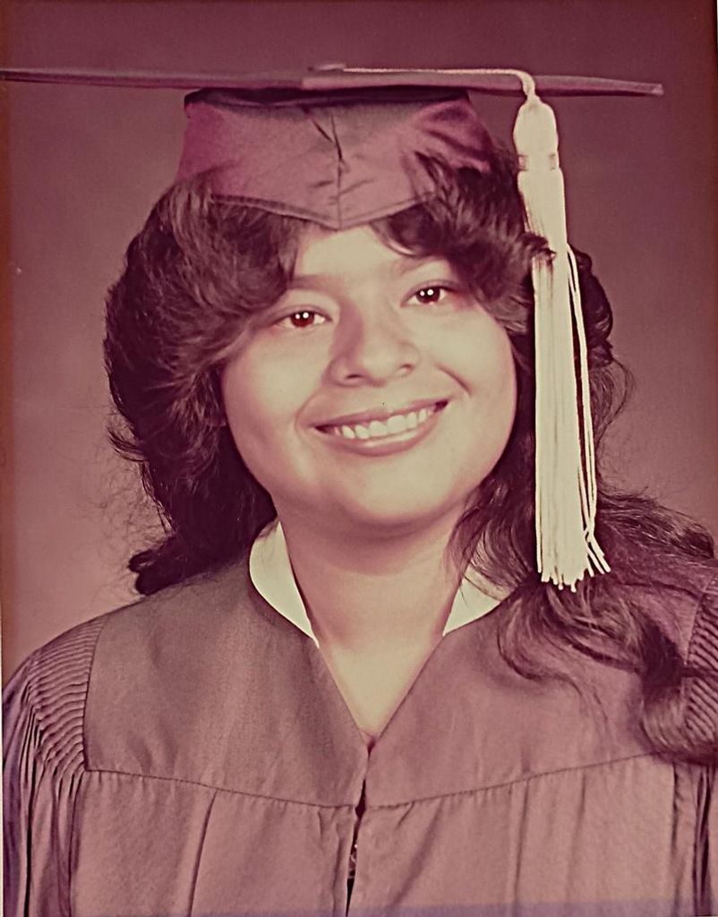 Nora Ponce Capistran Profile Photo