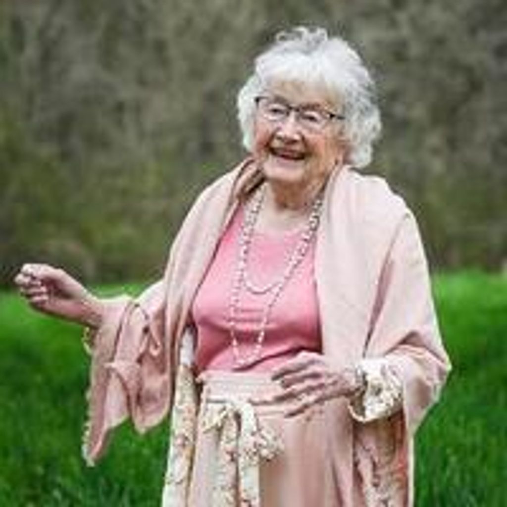 Frances Derenge