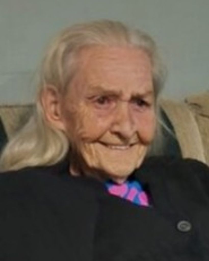 Lillian Marie (Davis) Smith