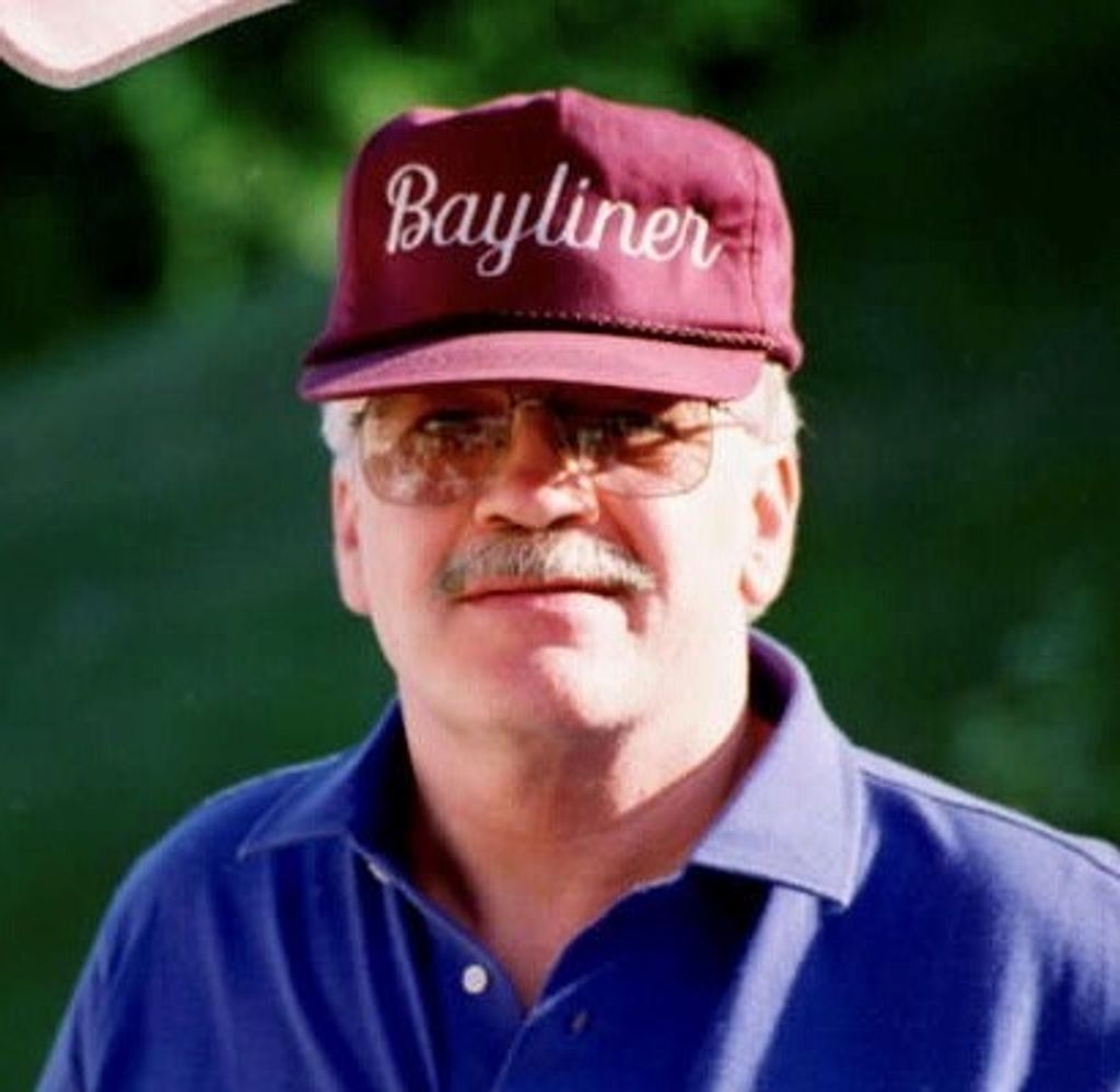 Robert Maine Profile Photo