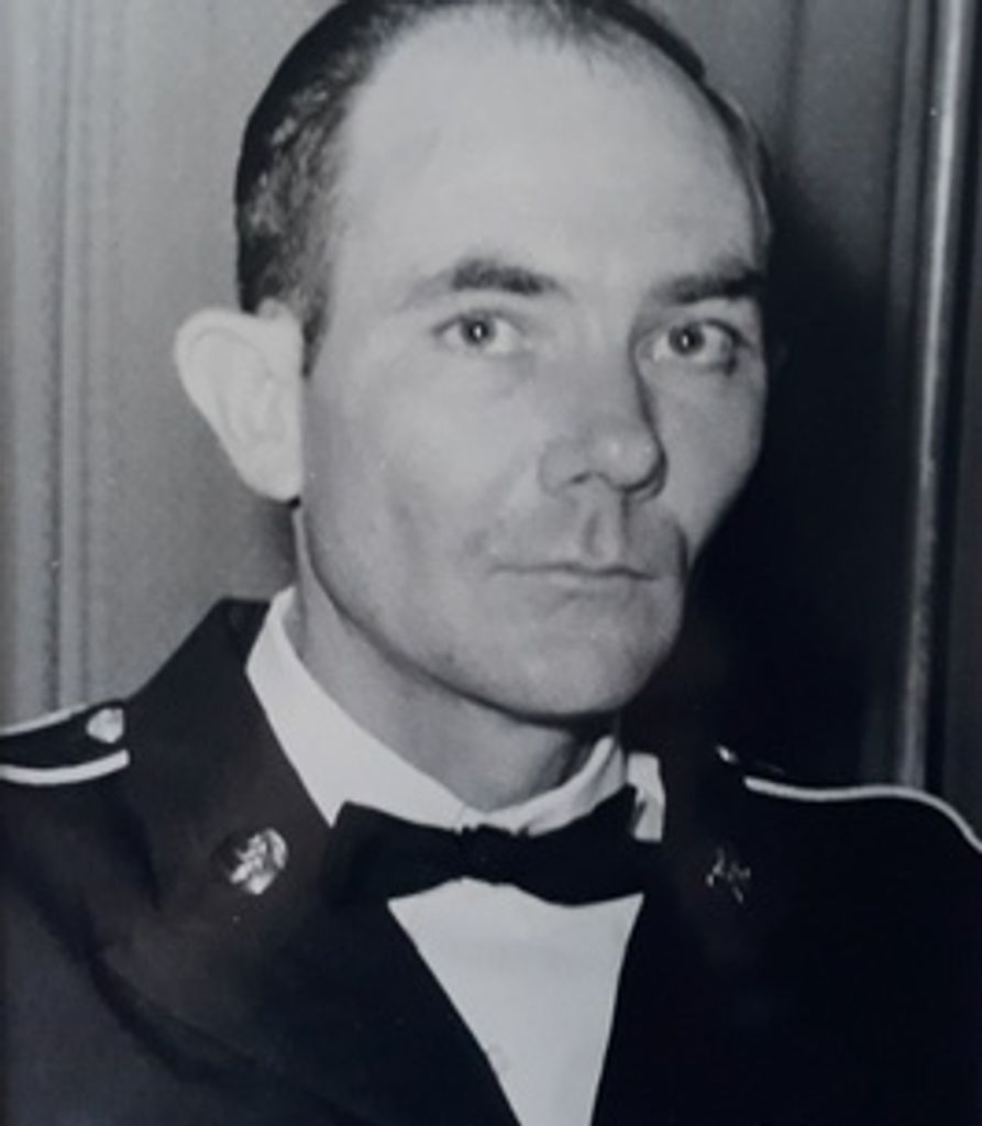 Carl  E. Swindell